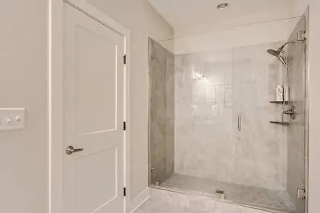 Holiday home New Build 5 Min To Broadway Sleeps 10 Villa Nashville